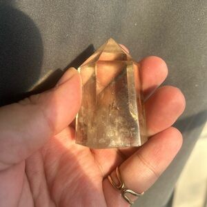 Crystal Point citrine